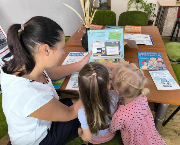 Kompiuterinio raštingumo užsiėmimai Kalvelių struktūriniame padalinyje „Į biblioteką kaip į pamoką“