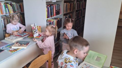 Pirmoji pažintis su biblioteka (7)