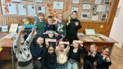 Jaunųjų skaitytojų kelionė Kalvelių bibliotekoje (8)