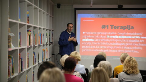 Vis-labiau-asocialus-socialiniai-tinklai-4